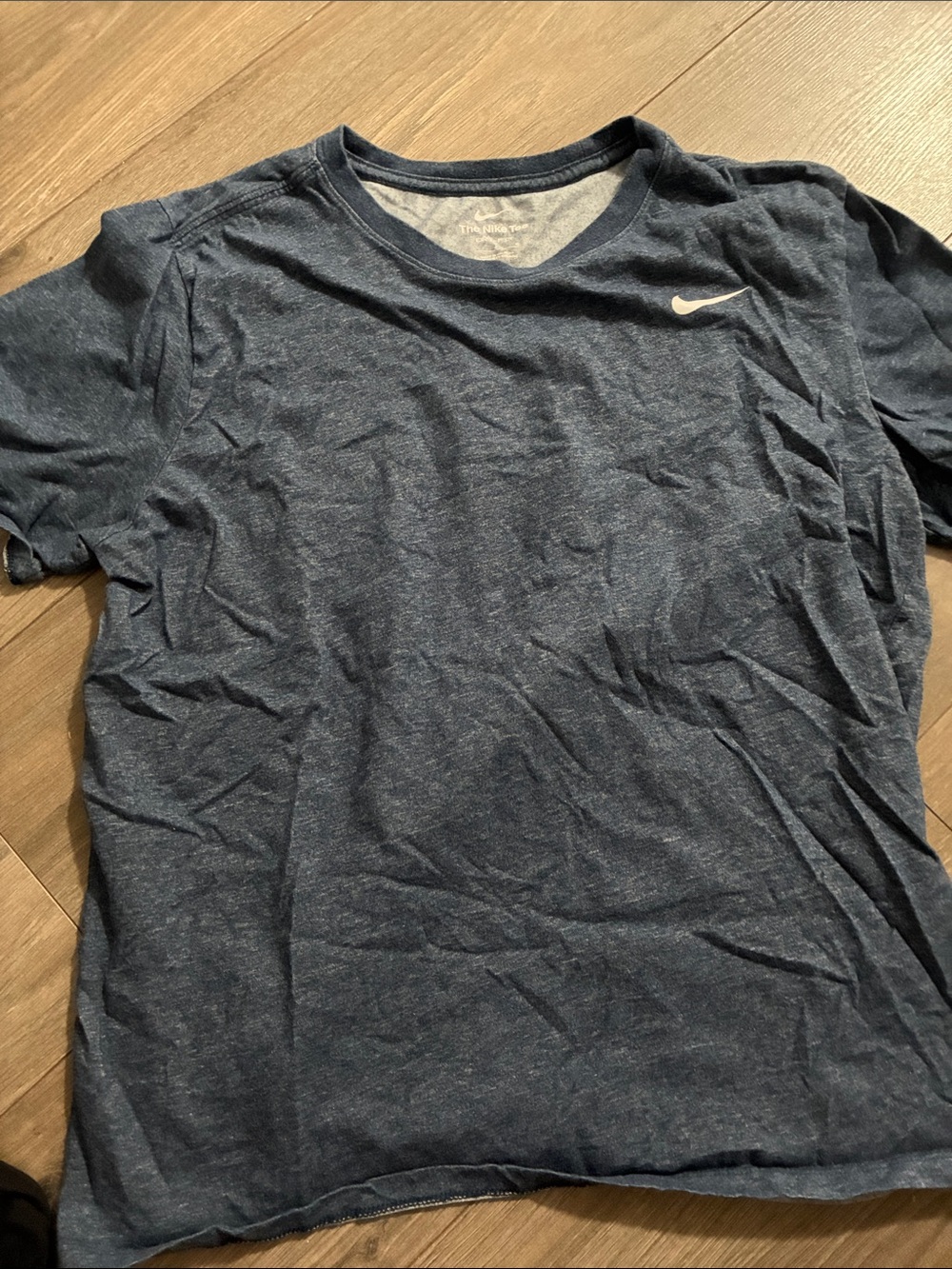 Nike Men’s Short-Sleeve Crew Tee in Dark Navy with White Swoosh